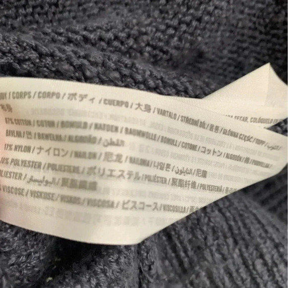 Abercrombie & Fitch Balloon Sleeve Sweater - Picture 9 of 9